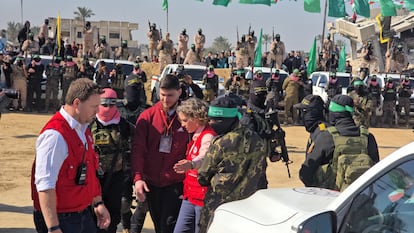 Livraison du Hend Alexander Trufanov à la Croix-Rouge à Jan Yunis, ce samedi.
