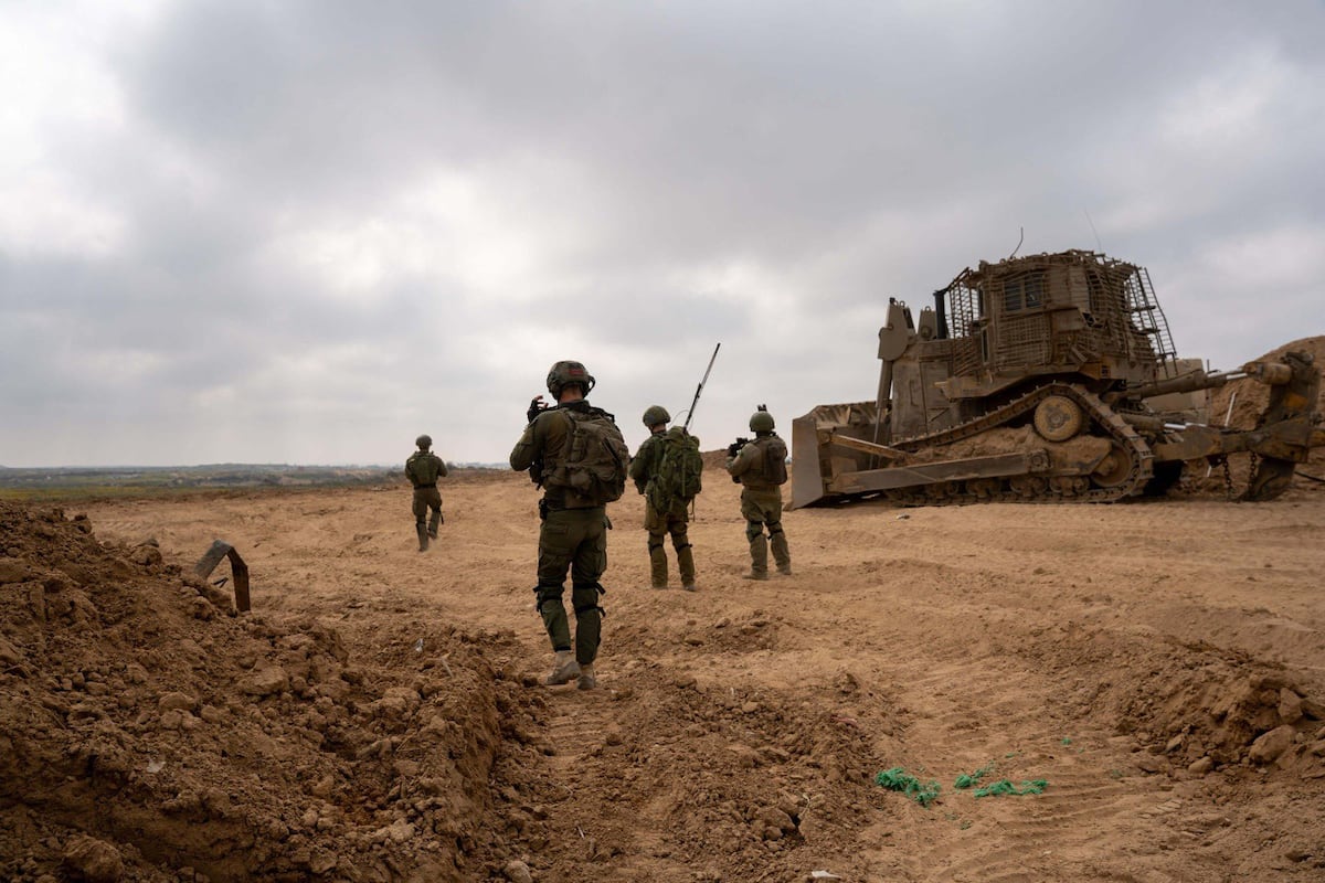 Israël reprend les opérations foncières à Gaza et avertit que "bientôt" déplacera la population