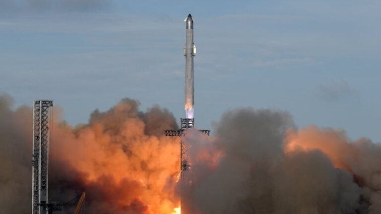 La mégacohete Starship d'Elon Musk a terminé un vol non spécifié pour la première fois en 2025