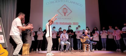 Concert de flamenco organisé par l'IES Almunia, à Jerez de la Frontera (Cadix).