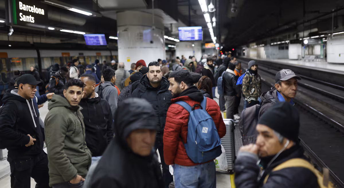 «Tous les feux sont passés au rouge» : le crash du système ou la cyberattaque qui a encore interrompu Rodalies