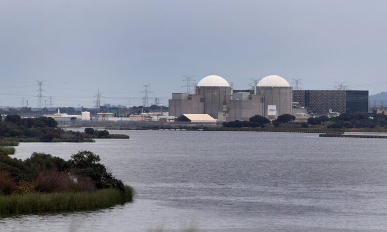 La guerre éteint le débat nucléaire