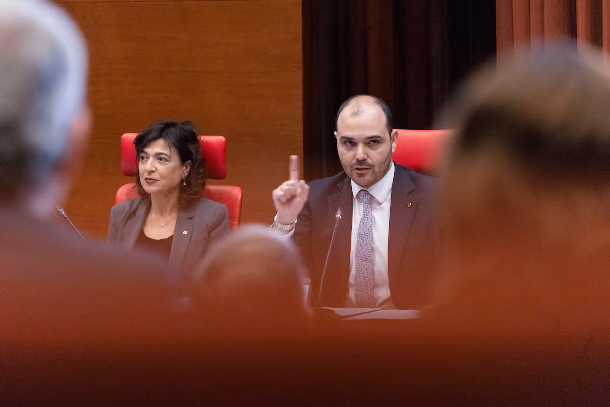 Le Gouvernement fait appel à la continuité des politiques d'Aragonès pour tenter d'attirer l'ERC aux Budgets