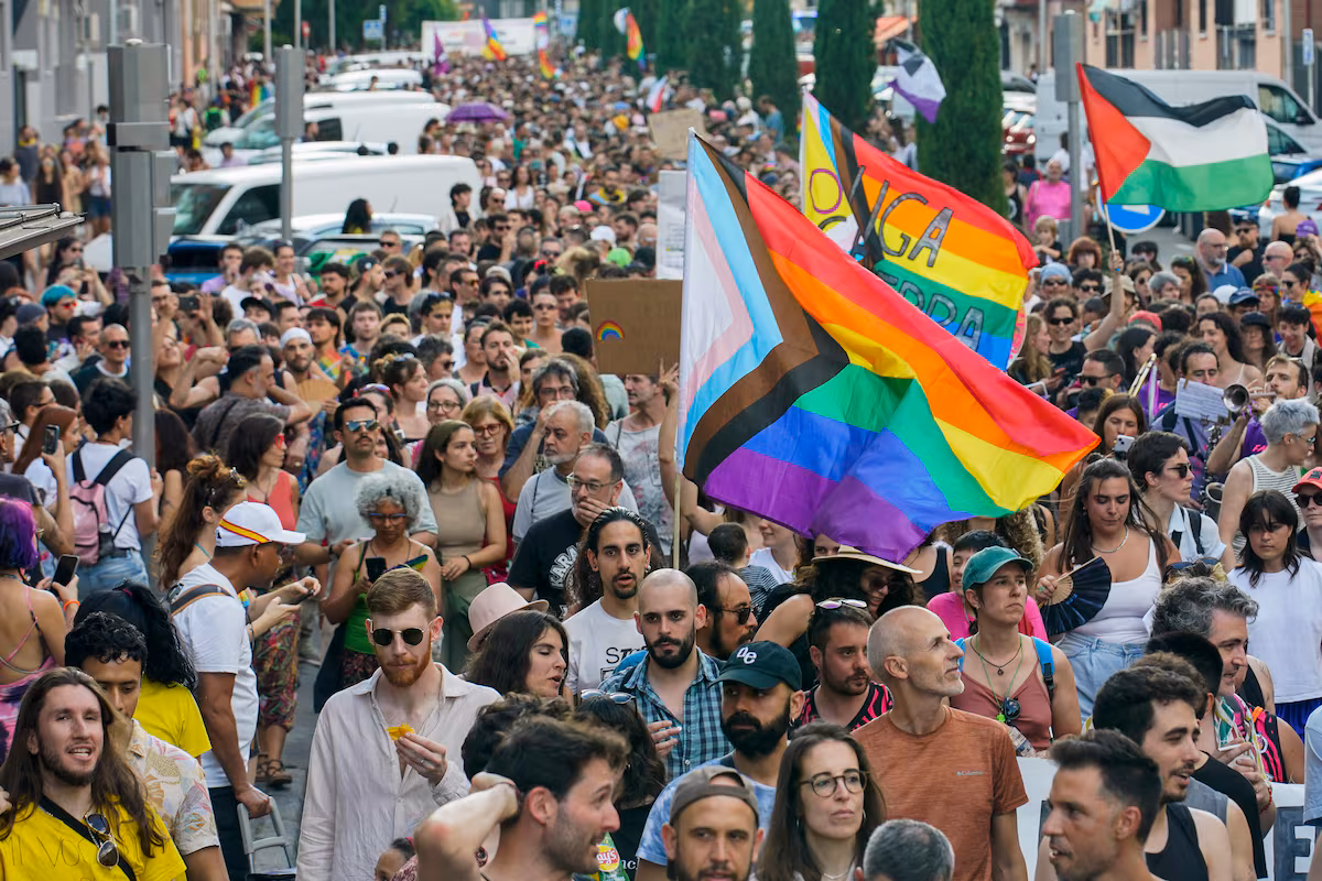 La marche Critical Pride réclame un mouvement libre du « business » : « Cet acte de rage et de subversion a été détourné par les marques »