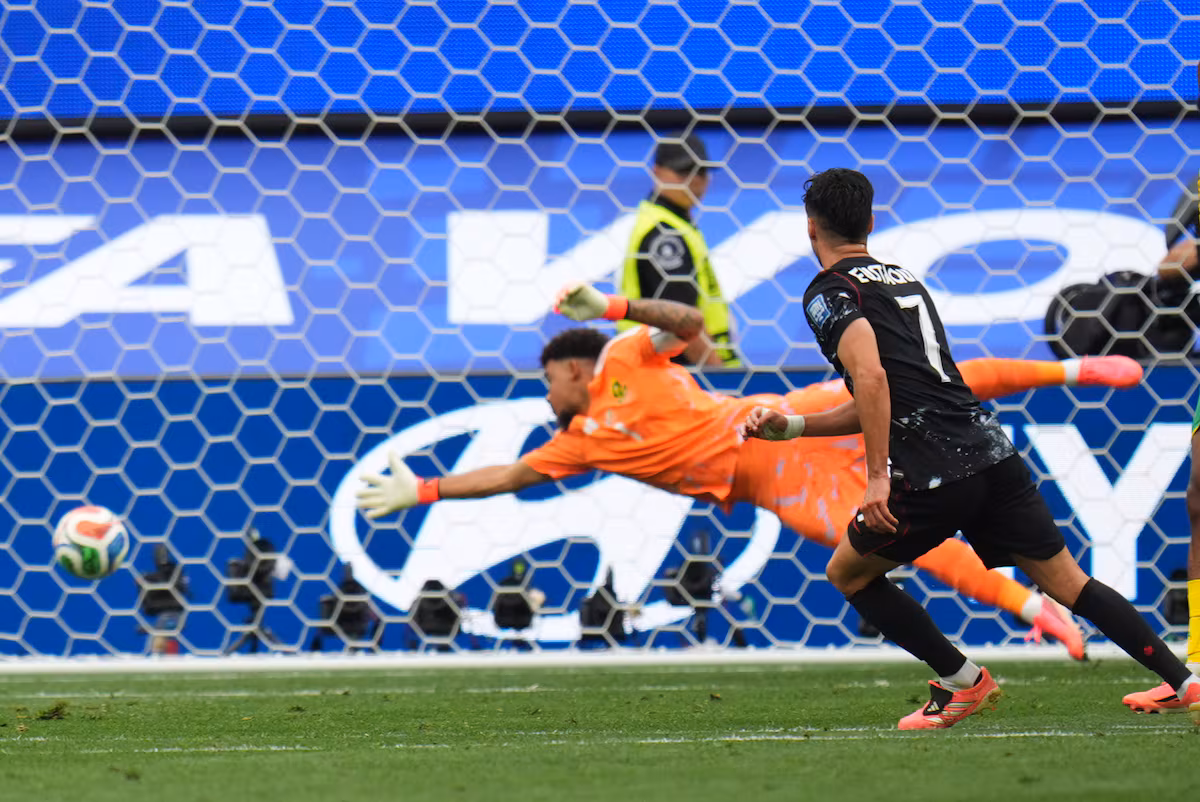 Eustáquio qualifie le Canada pour les huitièmes de finale et sauve le monde des prolongations