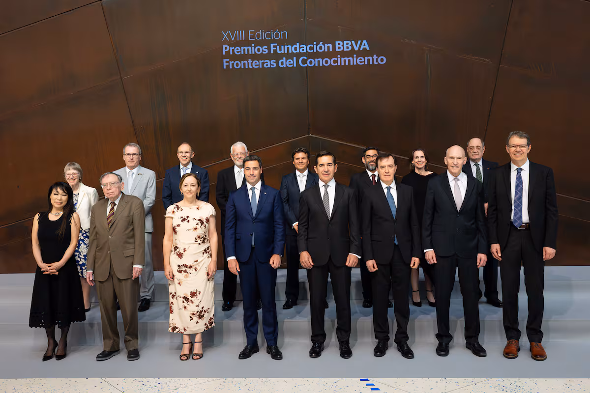 La science célèbre la curiosité et la coopération lors de la 18e édition du Prix Frontières du savoir