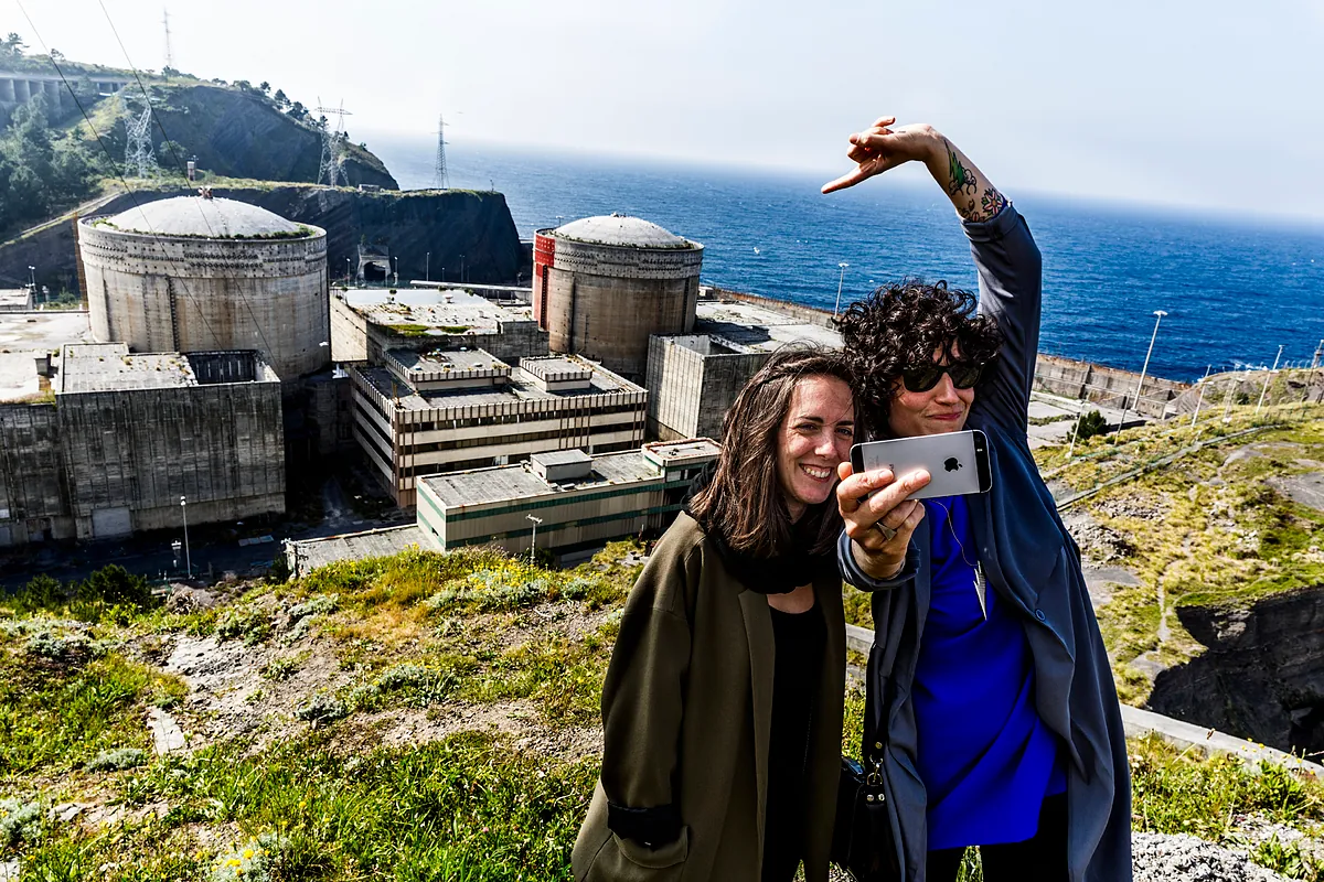 Les renouvelables à droite, le nucléaire à gauche : le mythe d’un environnementalisme politisé