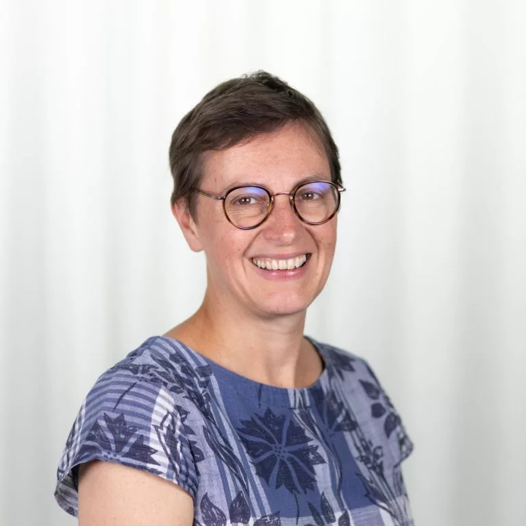 Greenpeace UK nomme Kathryn Tomlinson comme nouvelle présidente du conseil d'administration
